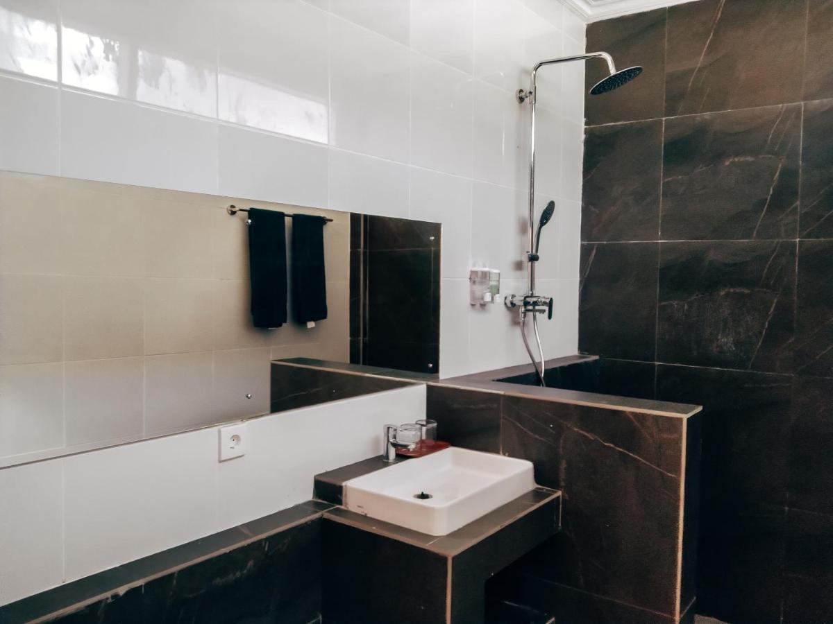 Sanctum Hotel And Dive- Nusa Penida Ped Ngoại thất bức ảnh